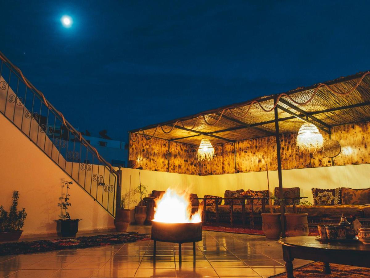 Chill Surfer Hostel Tamraght Buitenkant foto