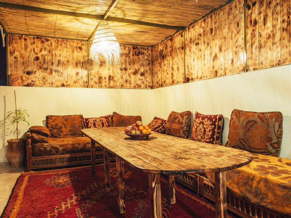 Chill Surfer Hostel Tamraght Buitenkant foto