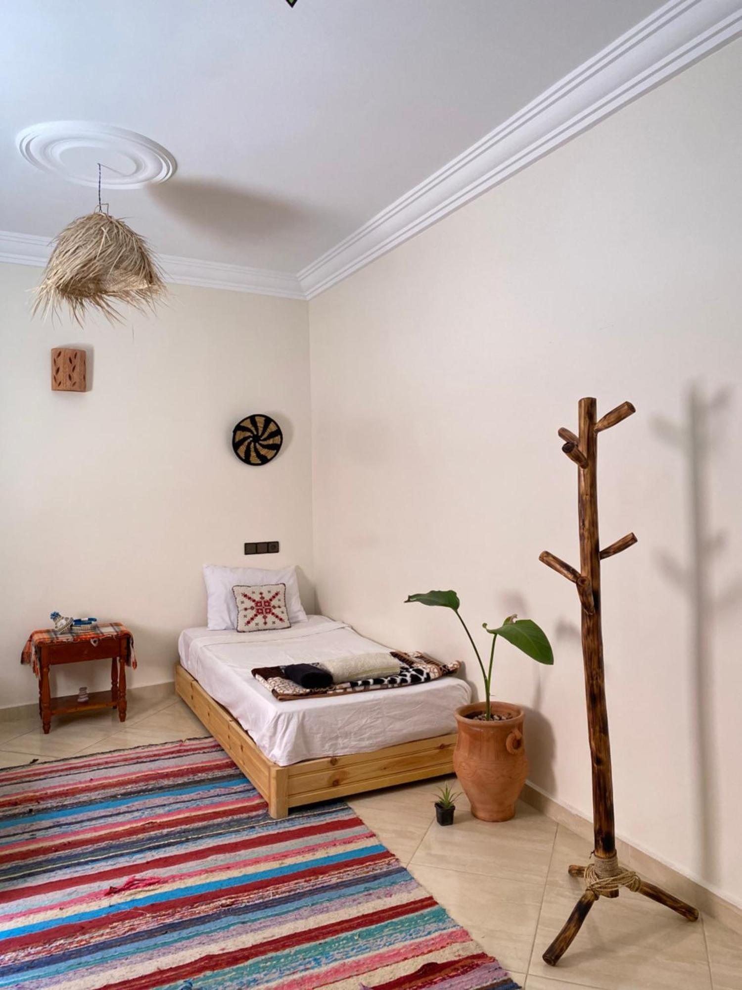 Chill Surfer Hostel Tamraght Buitenkant foto
