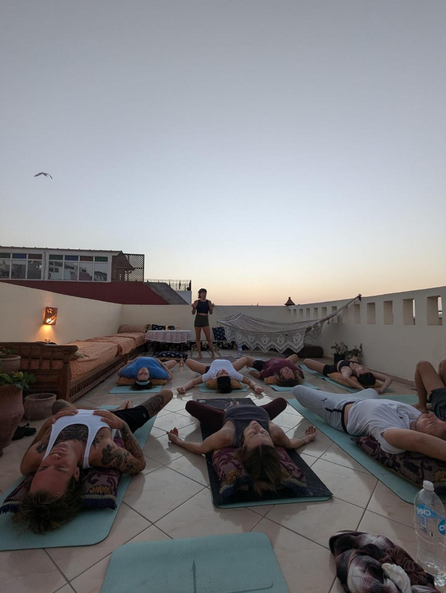 Chill Surfer Hostel Tamraght Buitenkant foto
