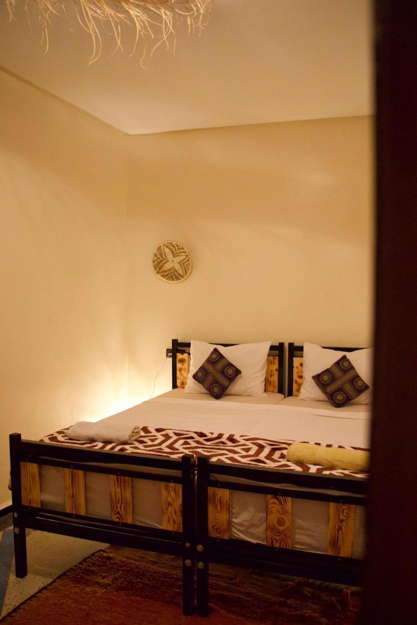Chill Surfer Hostel Tamraght Buitenkant foto