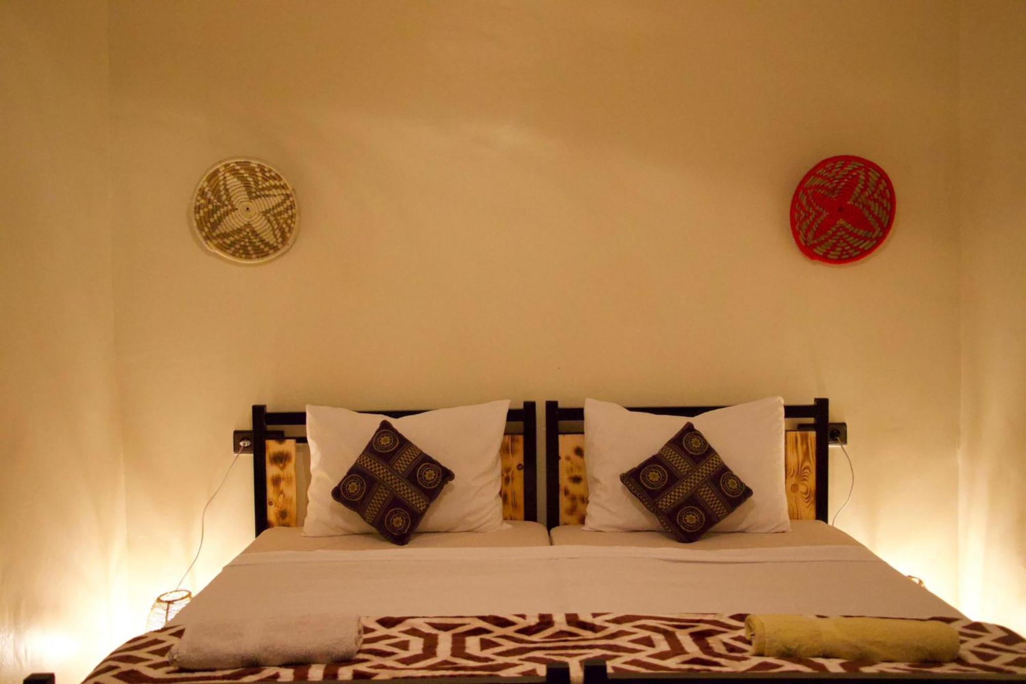 Chill Surfer Hostel Tamraght Buitenkant foto