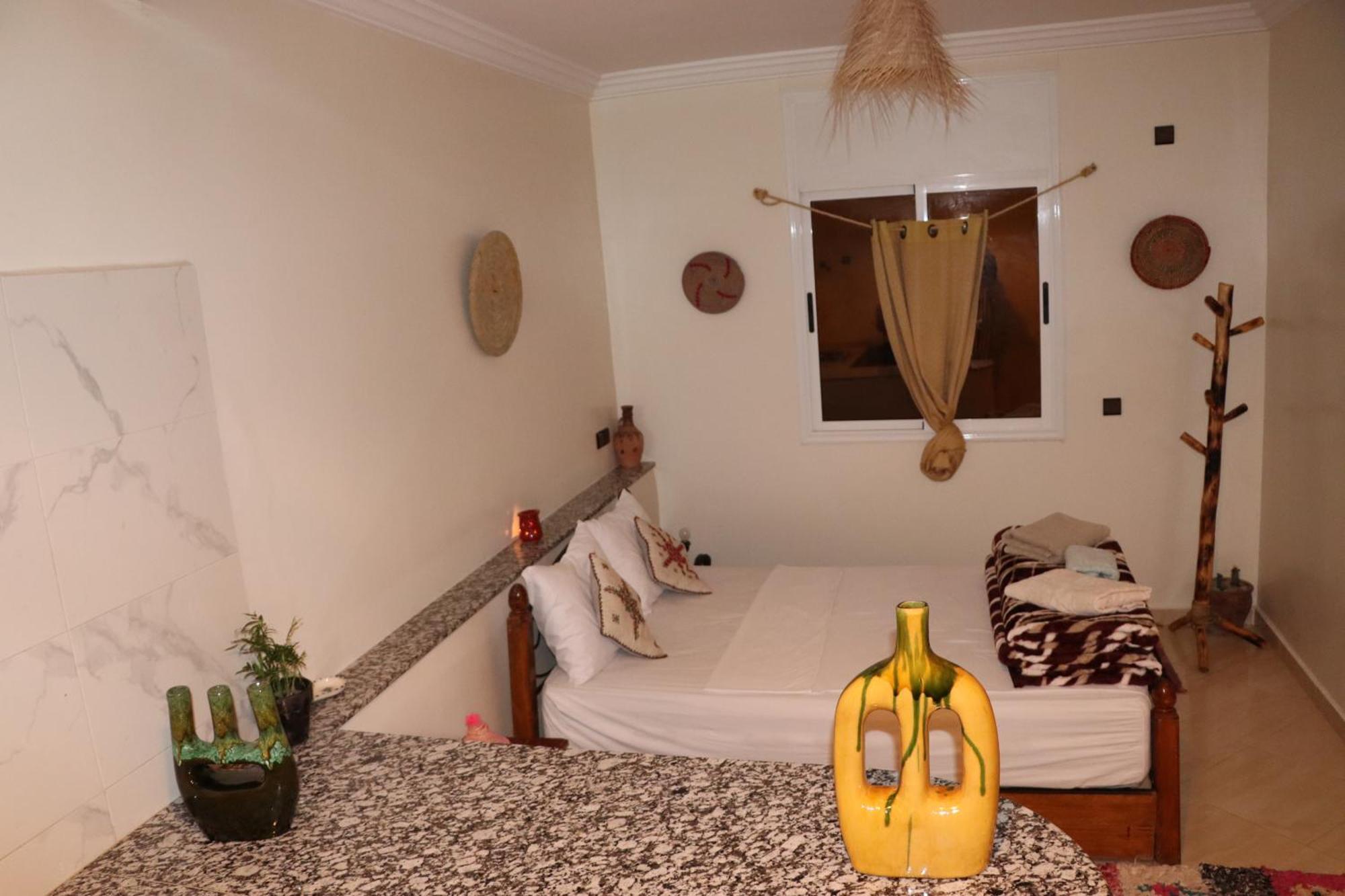 Chill Surfer Hostel Tamraght Buitenkant foto